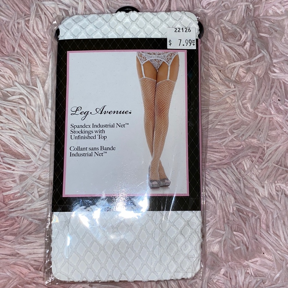 Cosplay knee-high fishnets